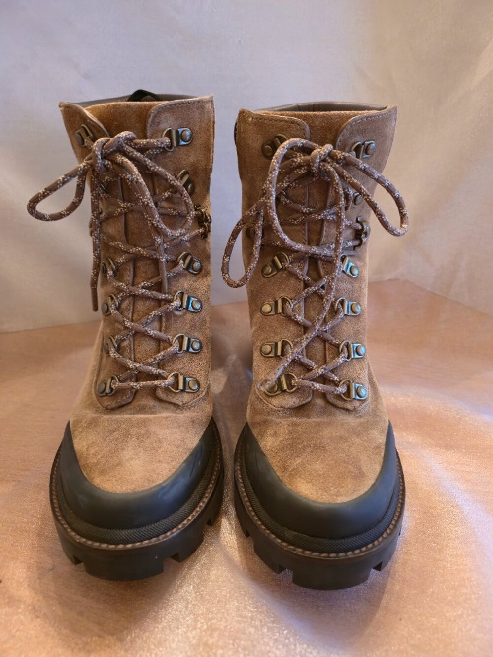 TORY BURCH Size 9M Lug Sole Hiker Ankle Lace-Up Boots